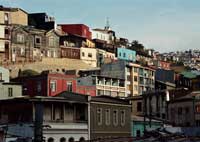 Valpo hillside houses